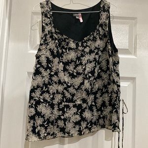 Tank style top great for casual or under a jacket/sweater